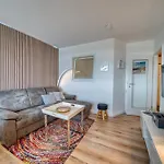 - Haus Q, App 0q0102 *