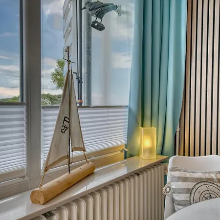 - Haus Q, App 0q0102
